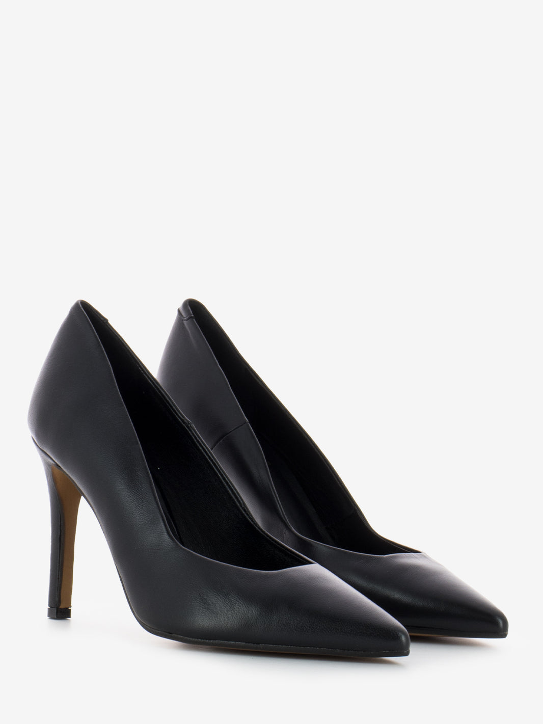 Black nappa pointed pumps