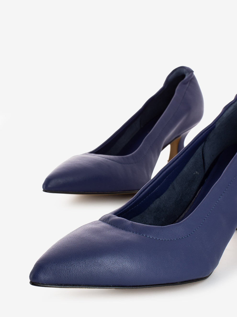 T.50 décolleté in blue leather