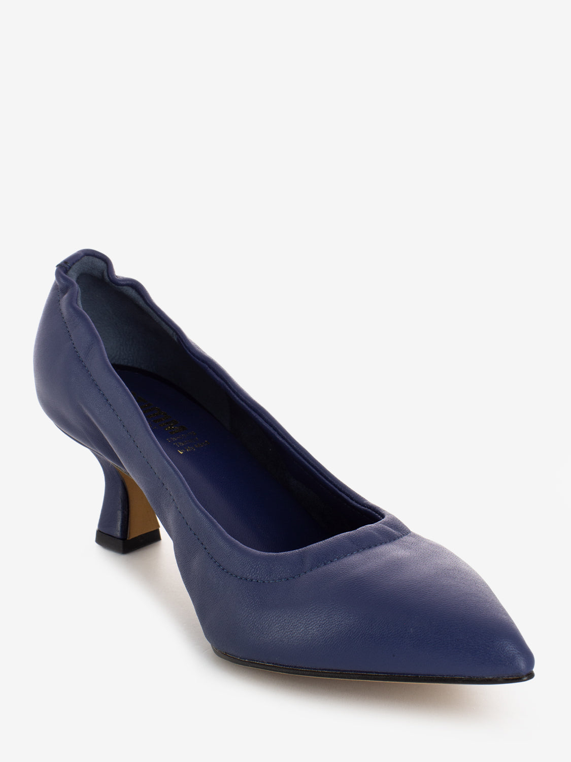 T.50 décolleté in blue leather