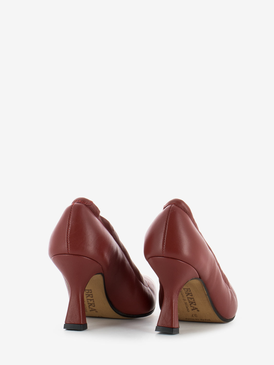 Dark red nappa décolleté