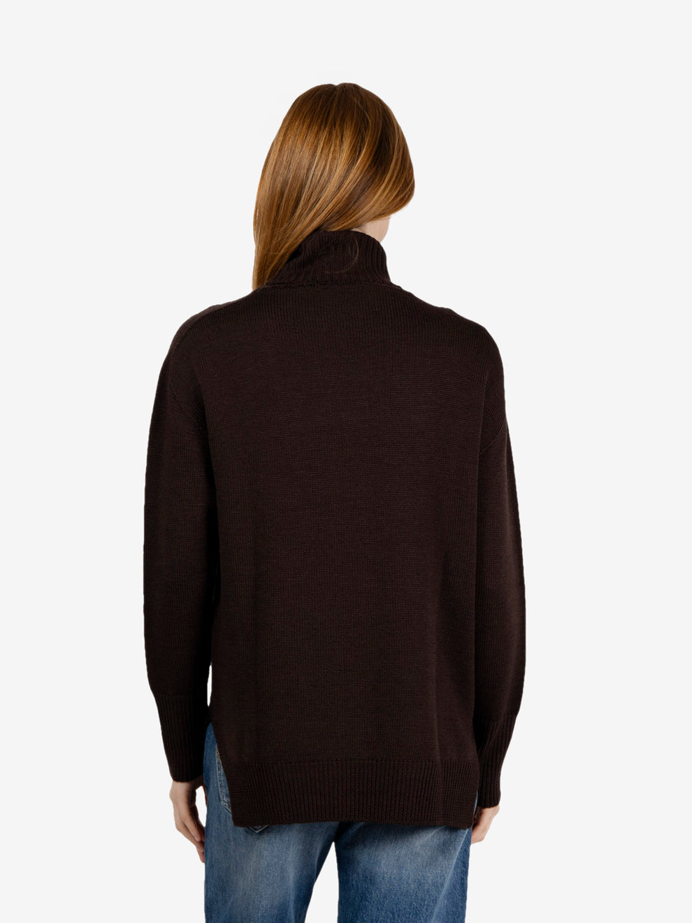 Wool turtleneck with bark-colored side slits