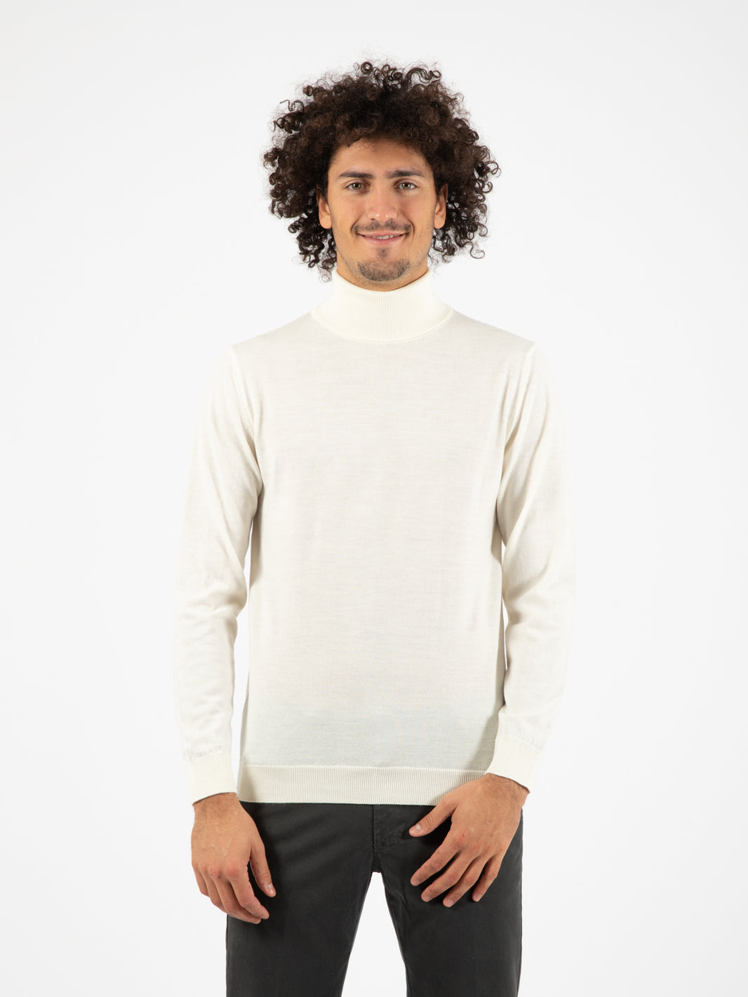 Extra fine merino wool cloud turtleneck