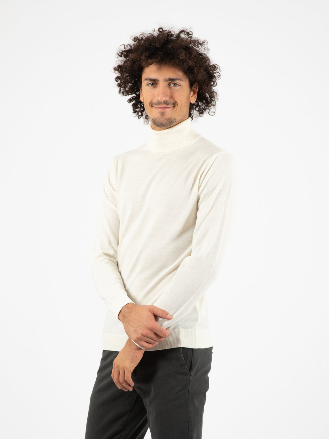 Extra fine merino wool cloud turtleneck