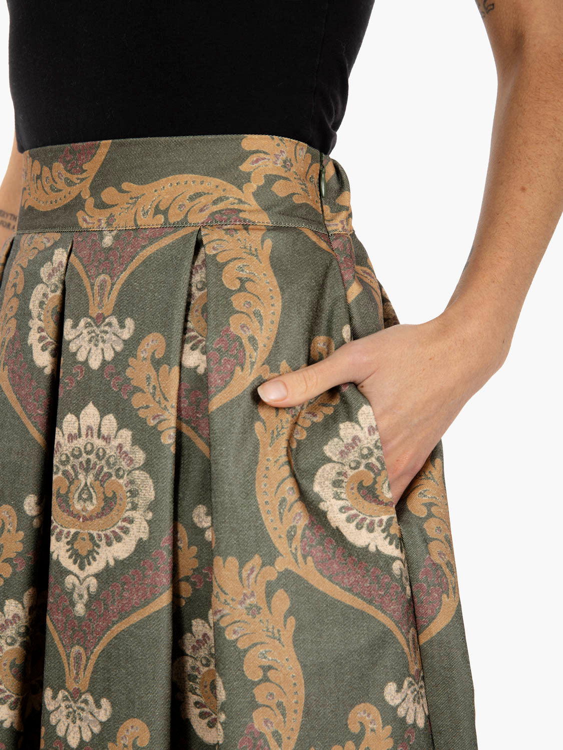 Gonna lunga in fantasia verde / moro