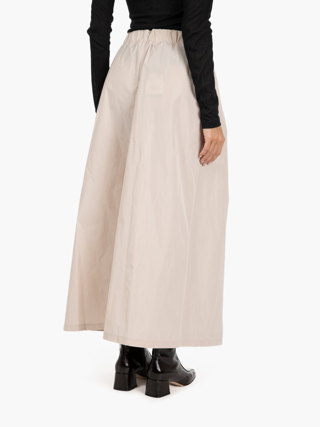 Long sand taffeta skirt