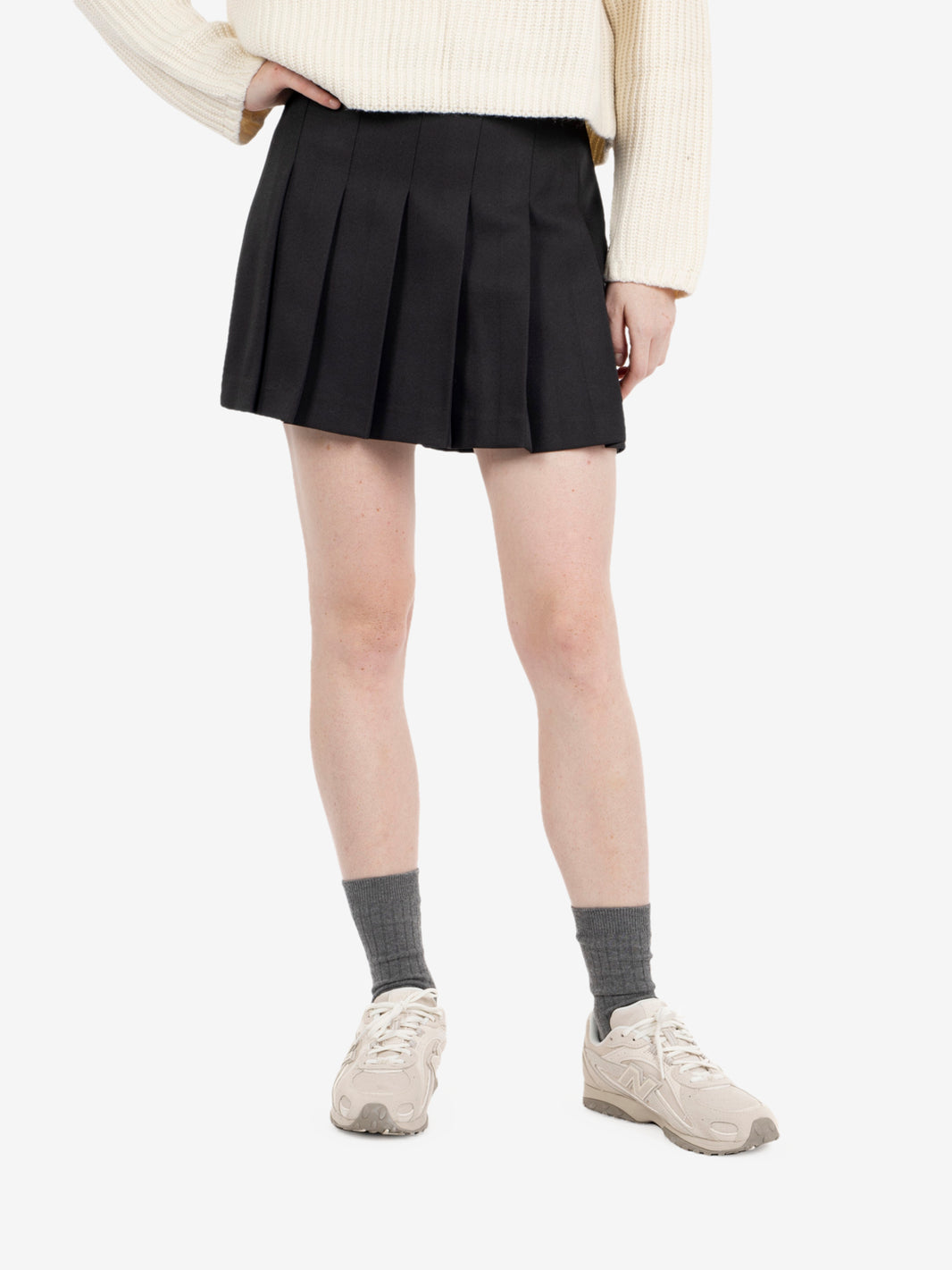 Black pleated trousers-skirt