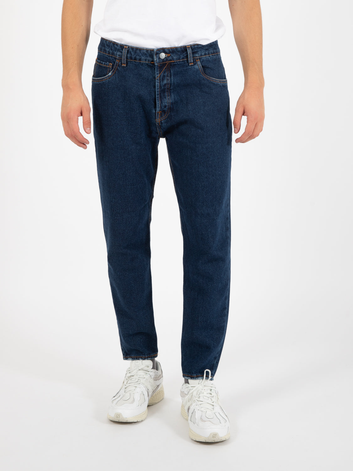 Dark denim cropped jeans with whiskering