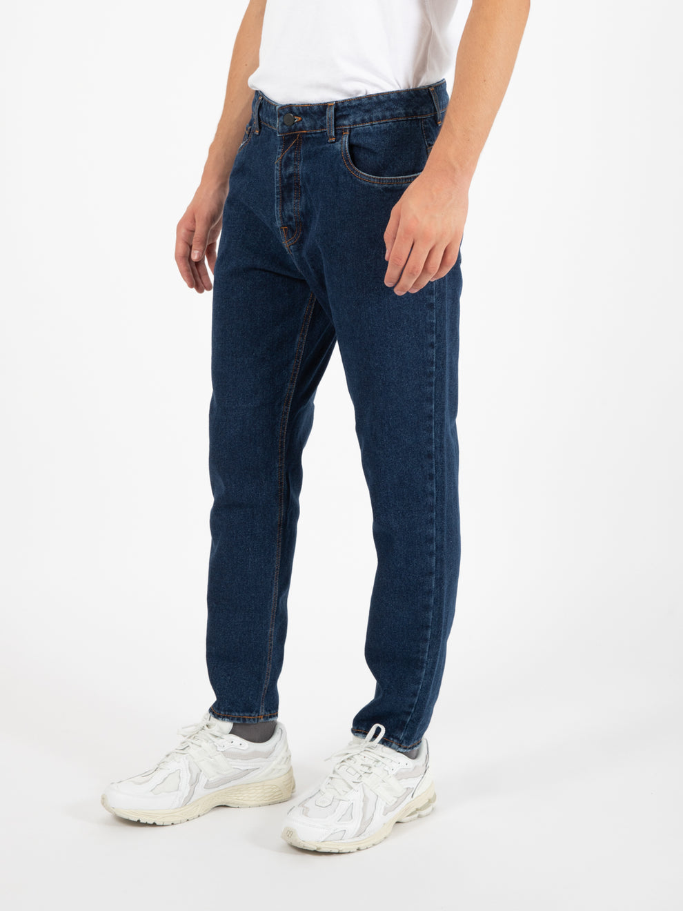 Dark denim cropped jeans with whiskering