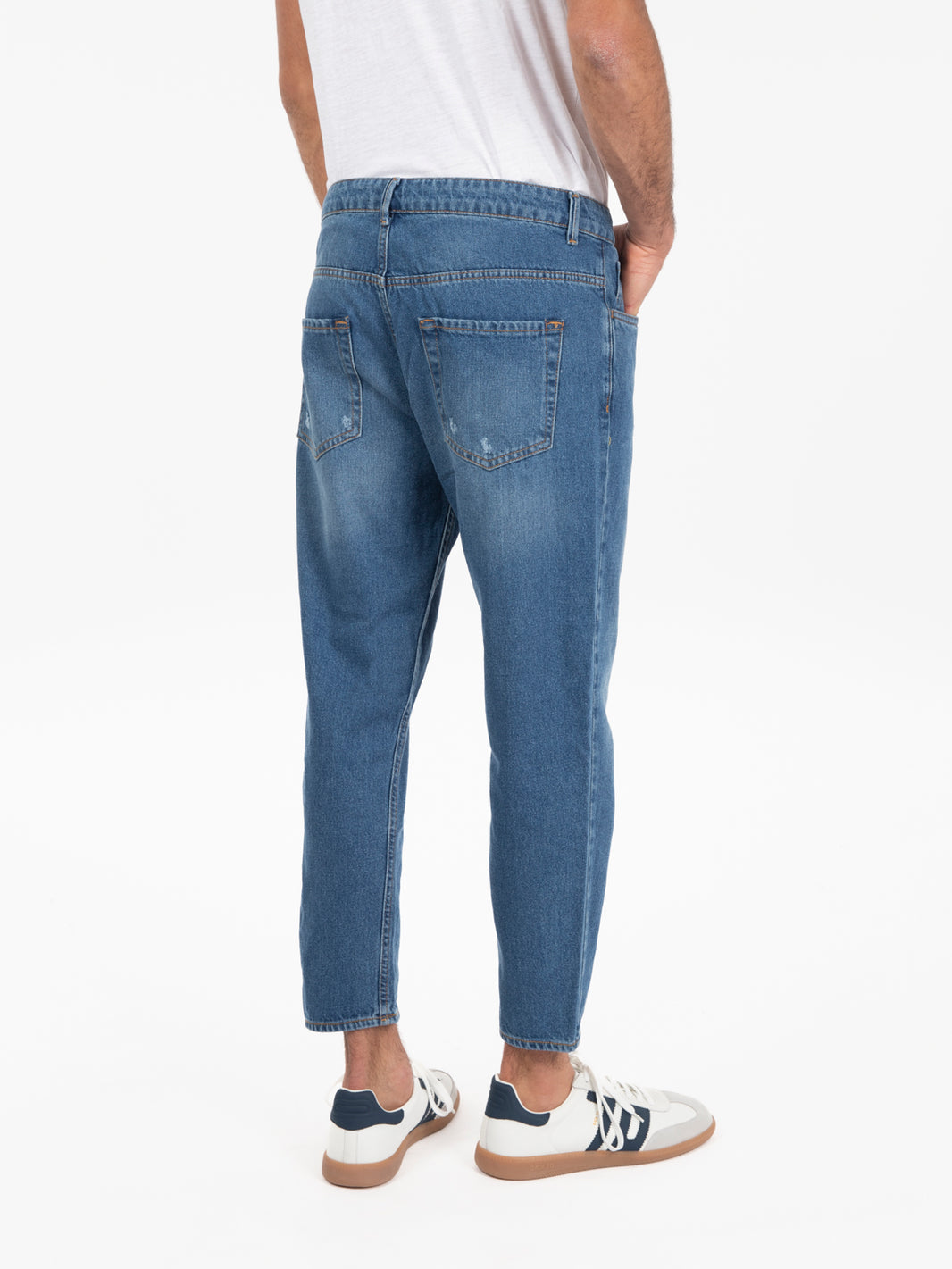 Blue used effect cropped jeans