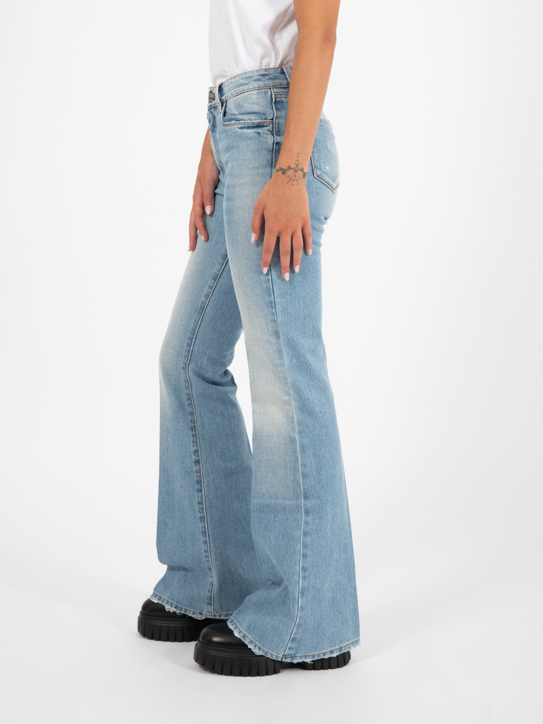 Jeans Lady flare denim chiaro