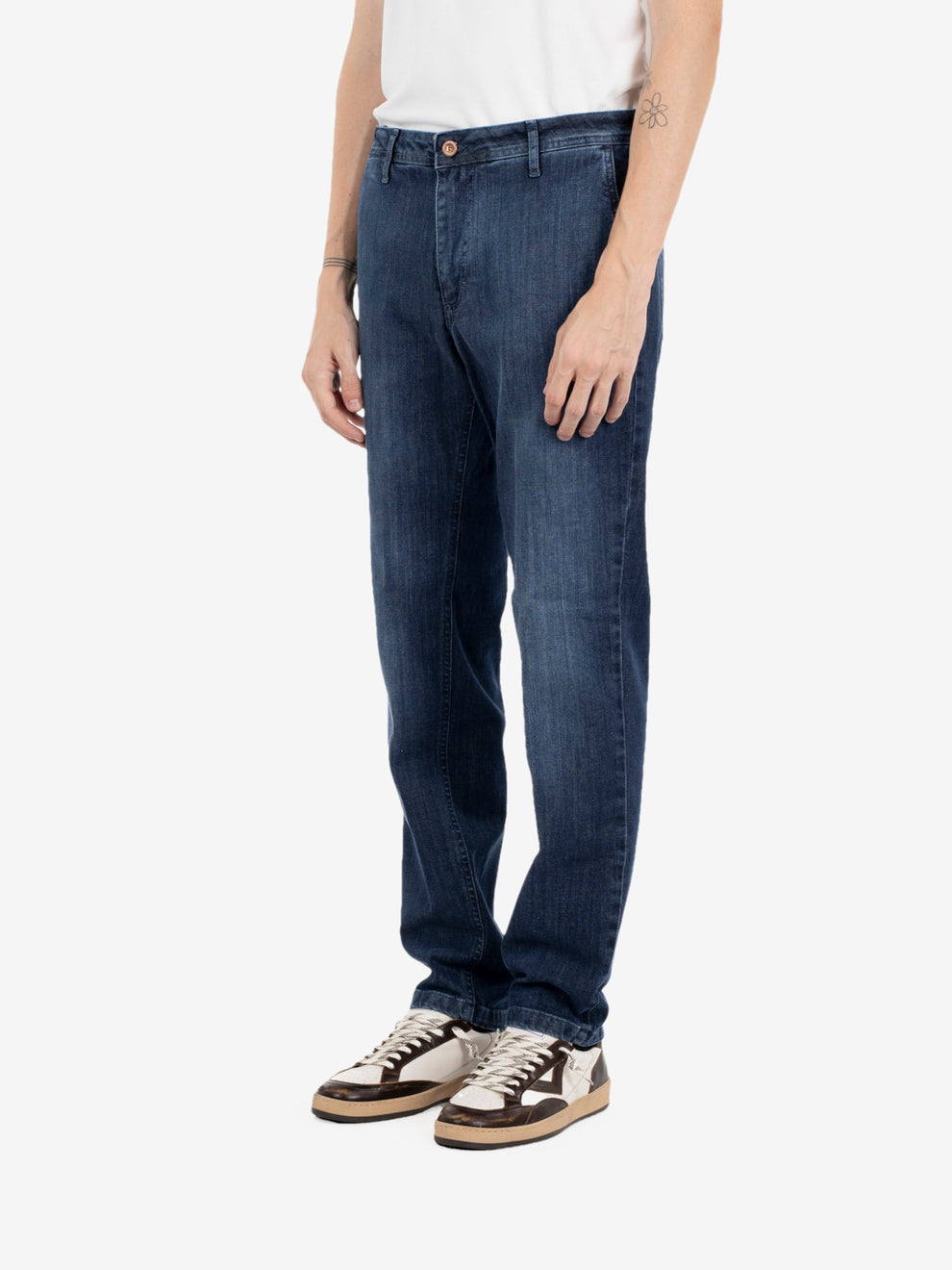 Jeans slim lavaggio medio blu