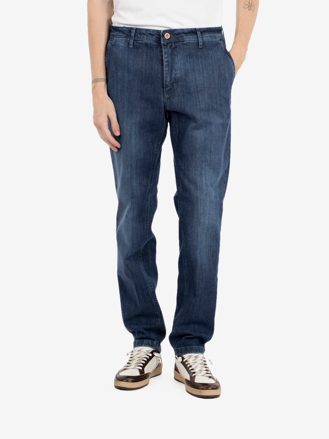 Jeans slim lavaggio medio blu