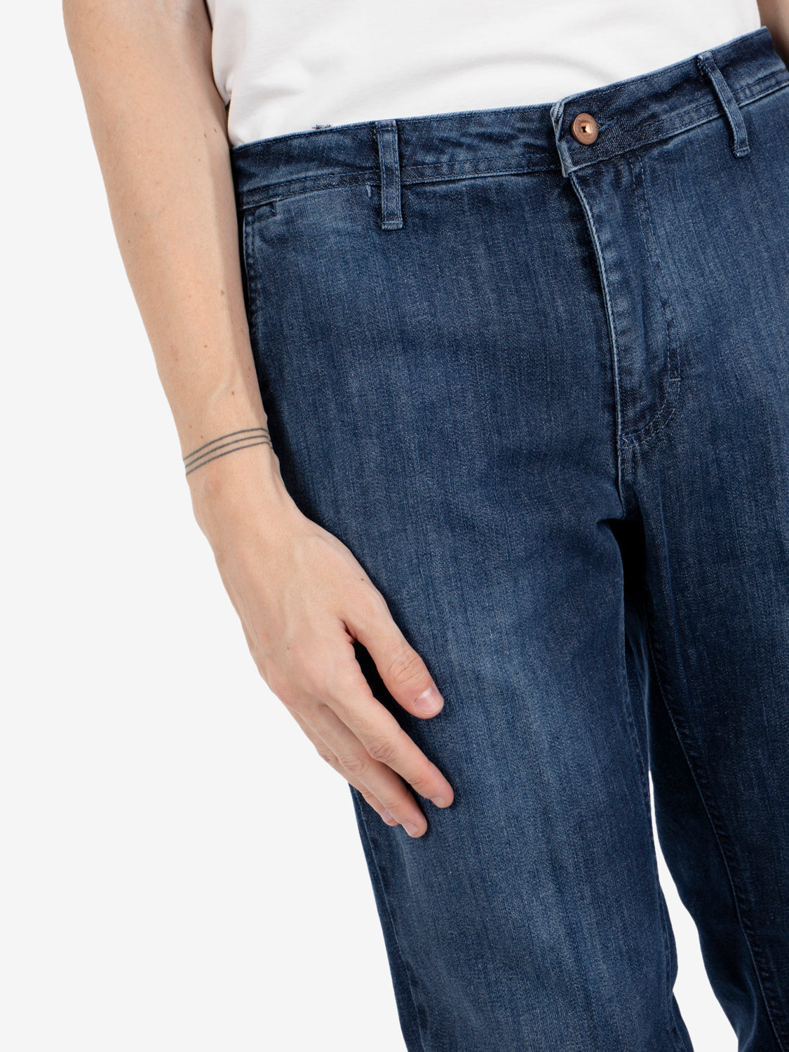 Jeans slim lavaggio medio blu