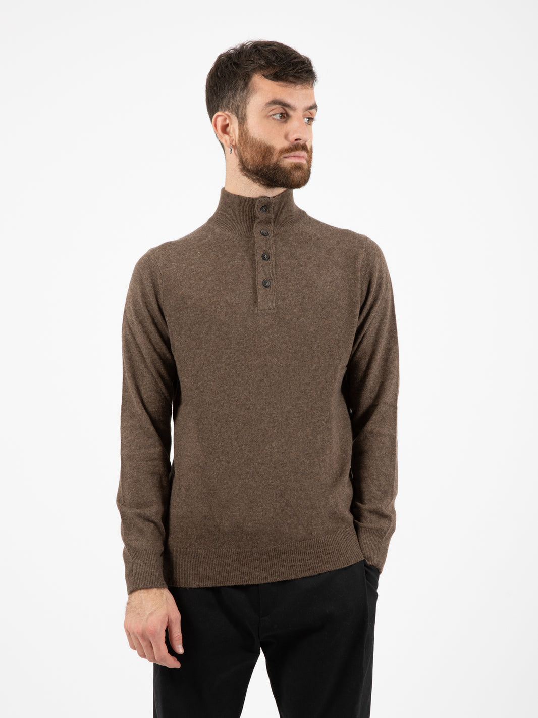 Cashmere turtleneck with mink buttons