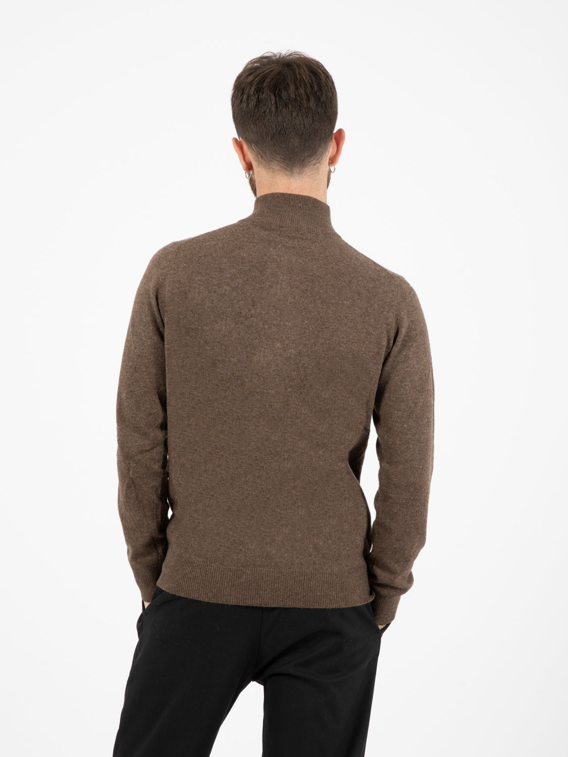 Cashmere turtleneck with mink buttons