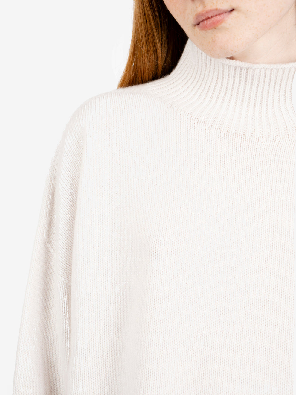 Lupetto in cashmere stucco