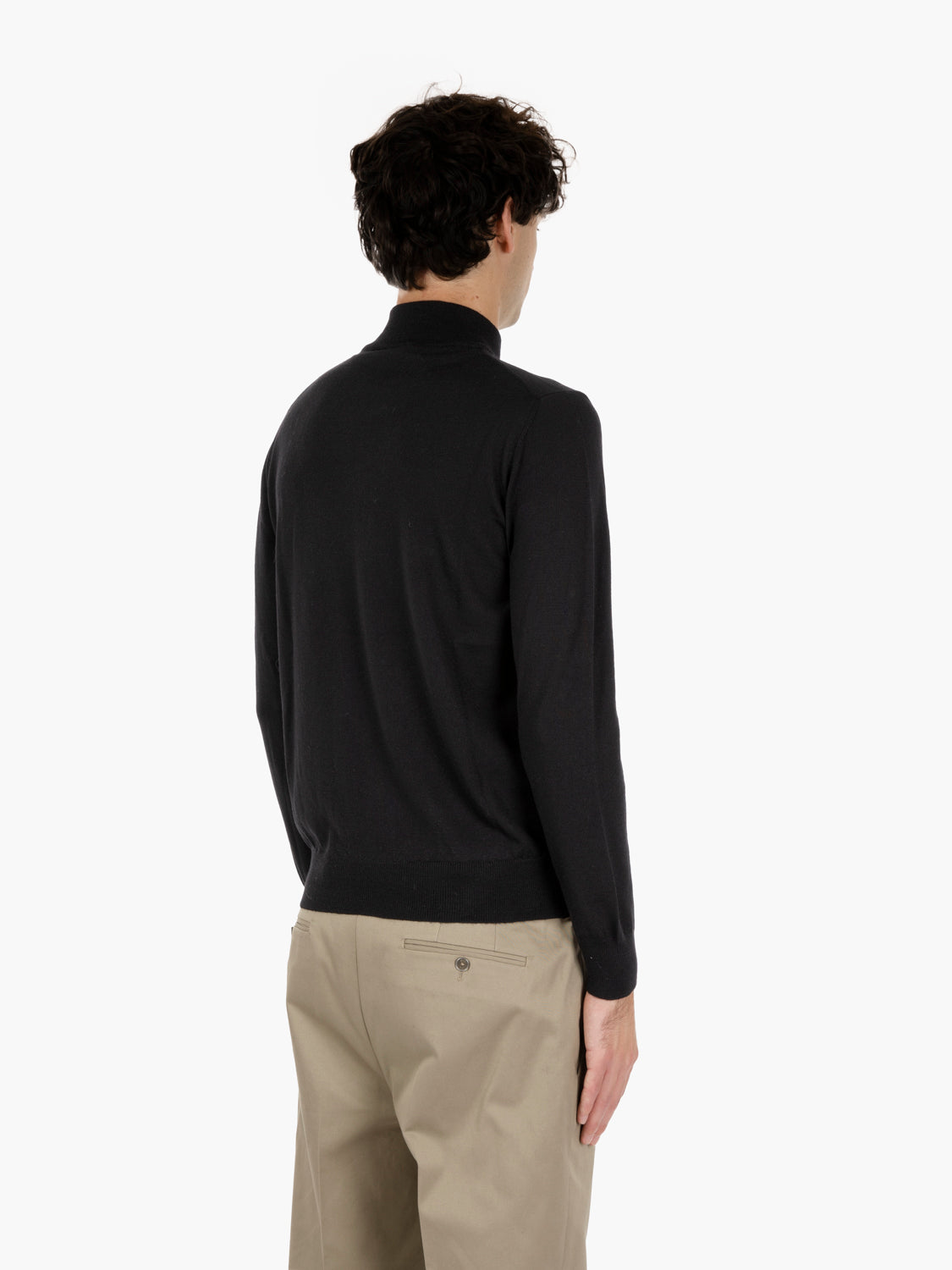Maglia a lupetto in lana nero