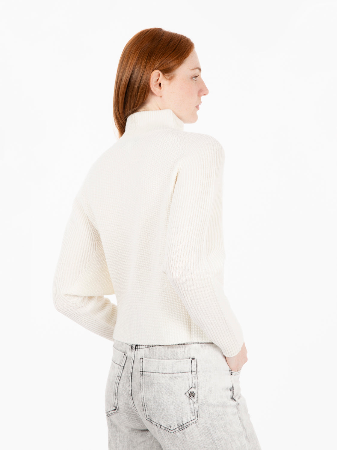 Maglia crop con zip in lana bianca