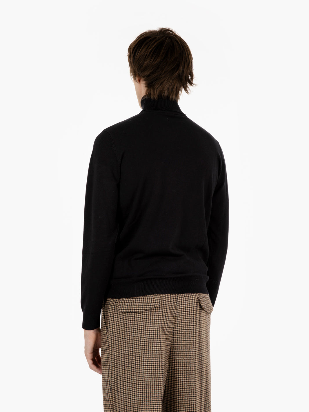 Black viscose turtleneck