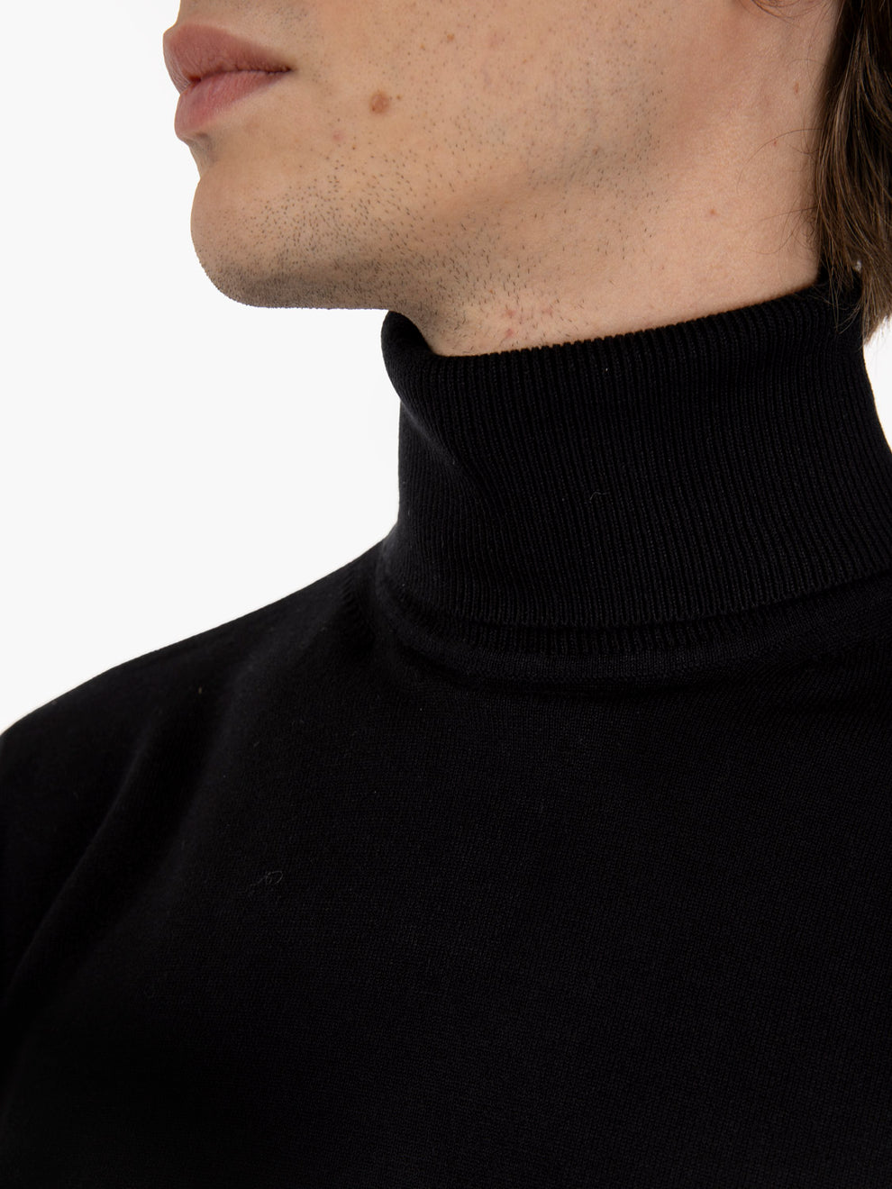 Black viscose turtleneck