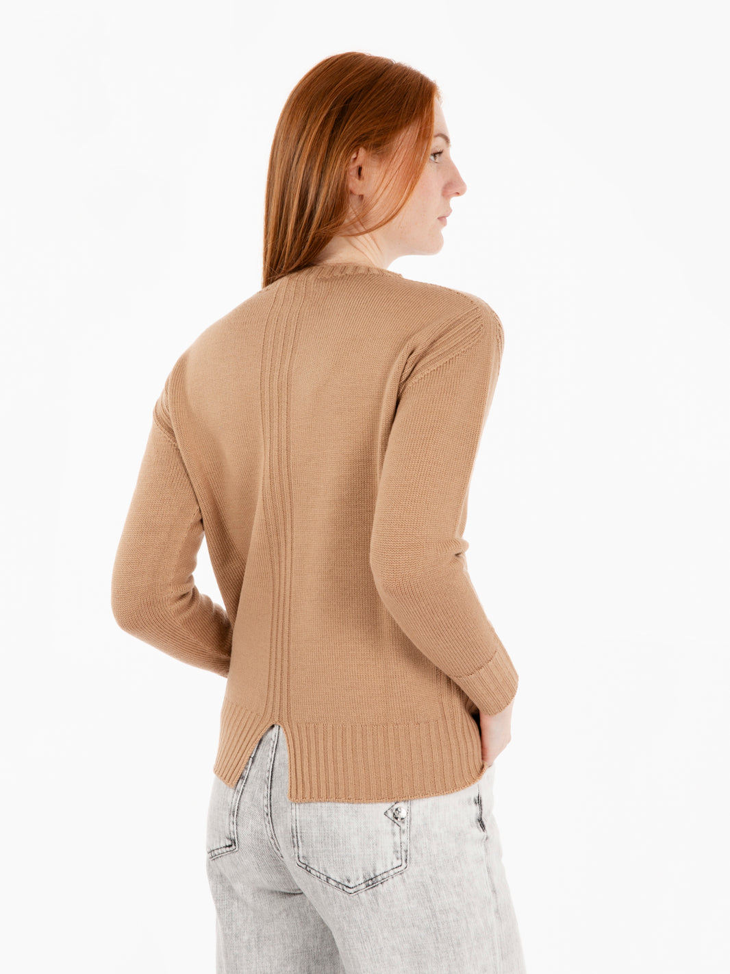 Crewneck sweater with back slit camel