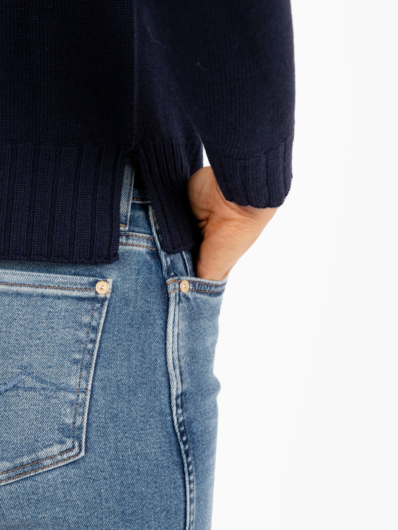 Maglia girocollo con spalle a coste blu navy