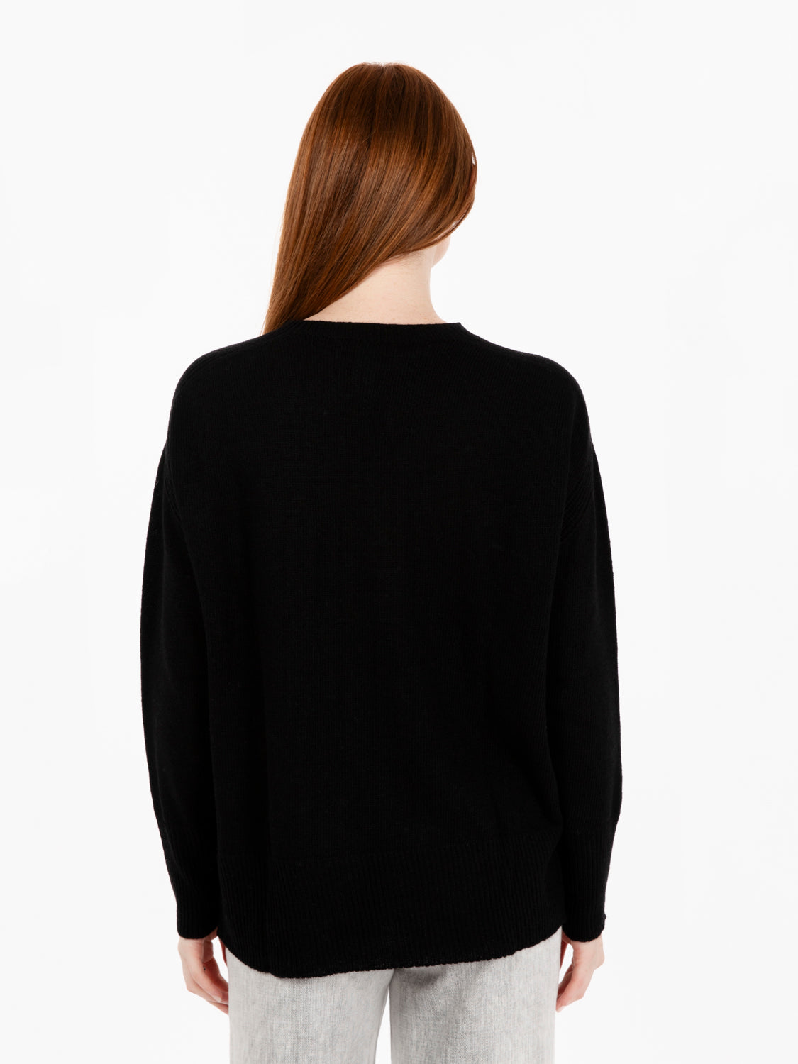Maglia girocollo con spalle a coste nera
