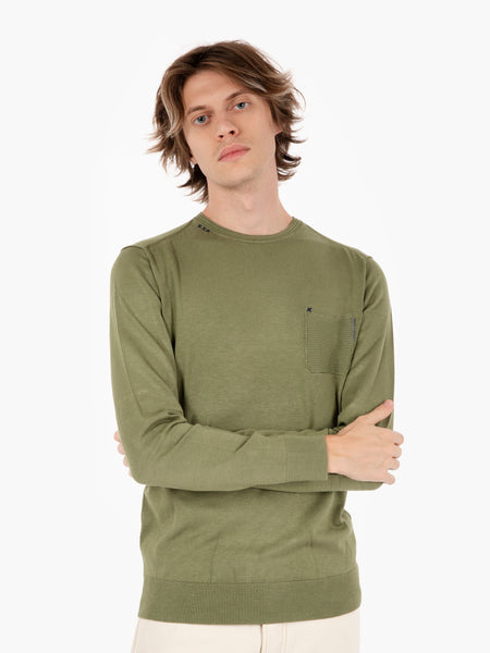 Maglia girocollo con taschino verde felce