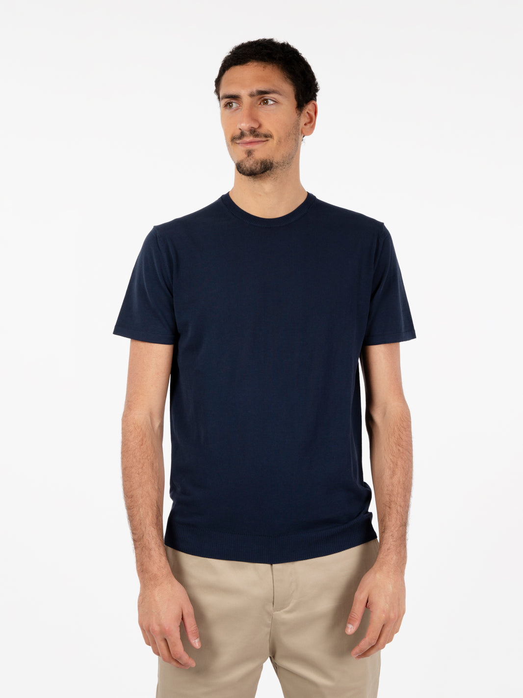 Blue short-sleeved crew neck sweater
