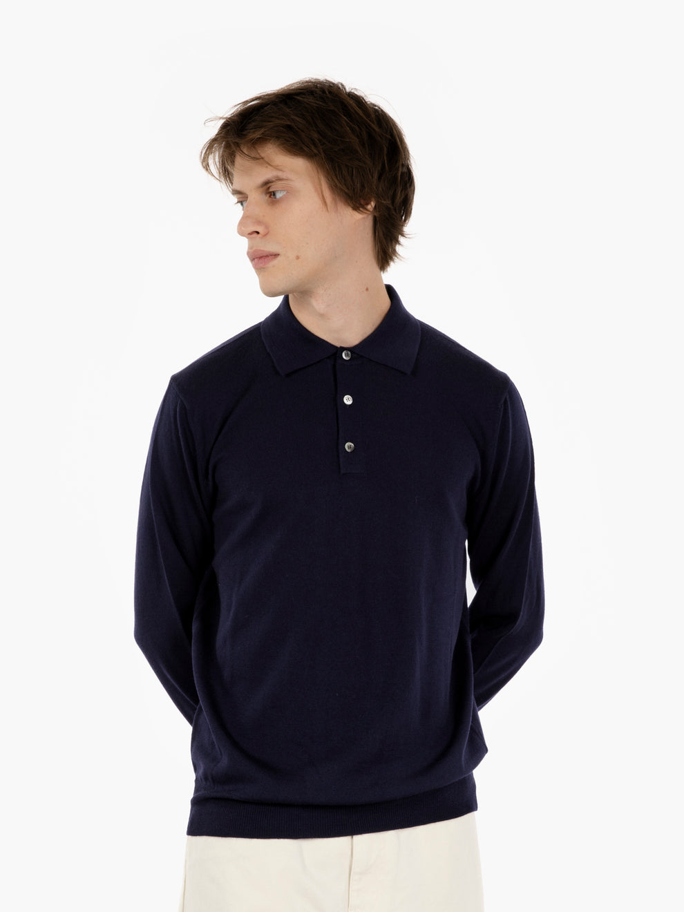 Wool sweater with navy collar
