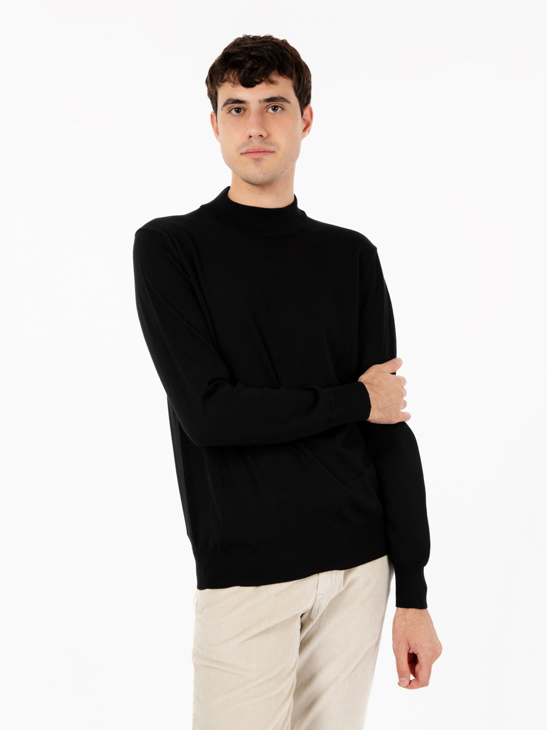 Maglia lupetto in lana nero