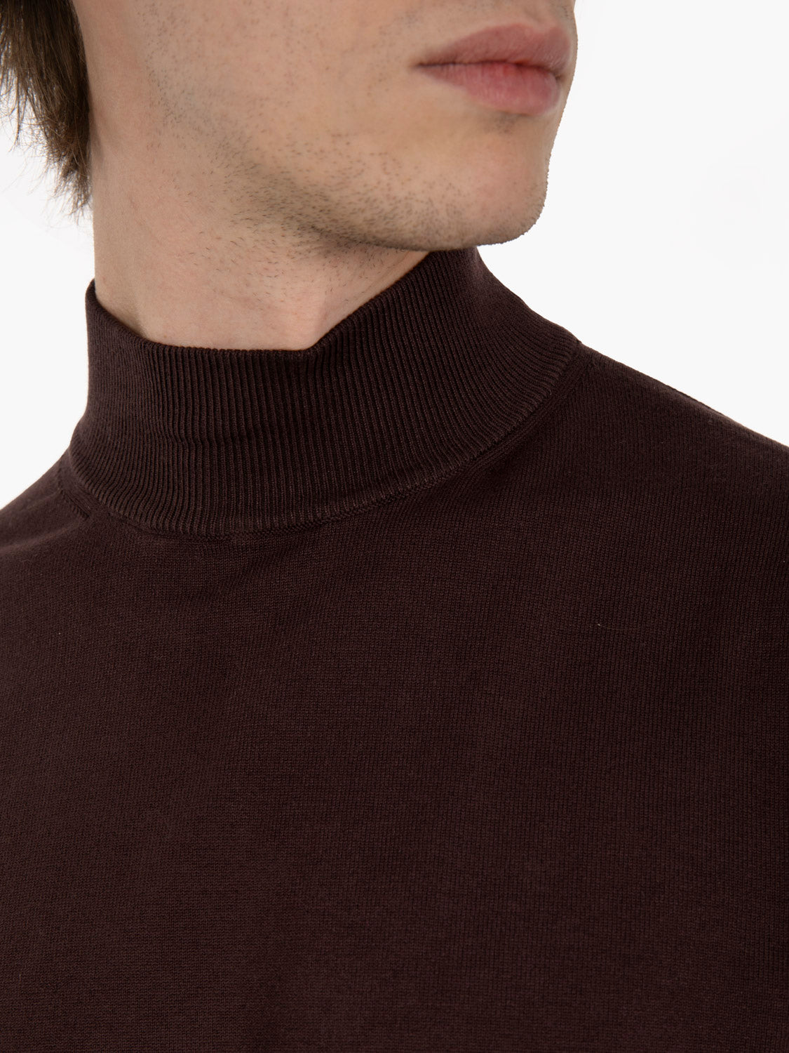 DARK VISCOSE TURTLENECK 3007900_623
