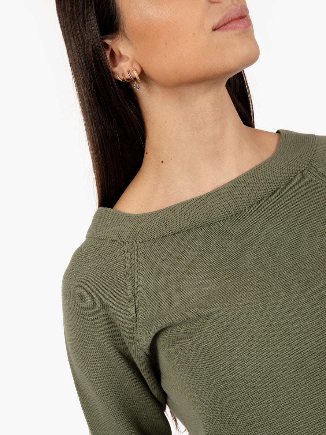Maglia scollo a barchetta raglan verde milita