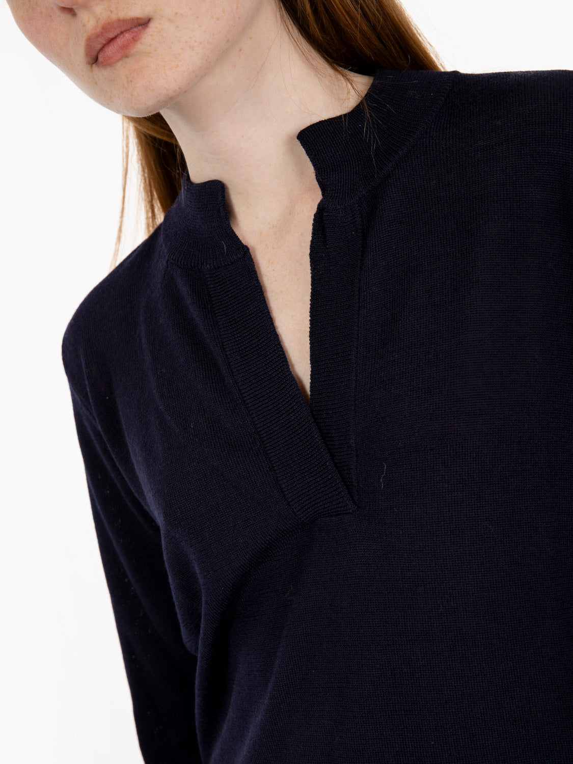 Maglione con dettaglio V blu navy