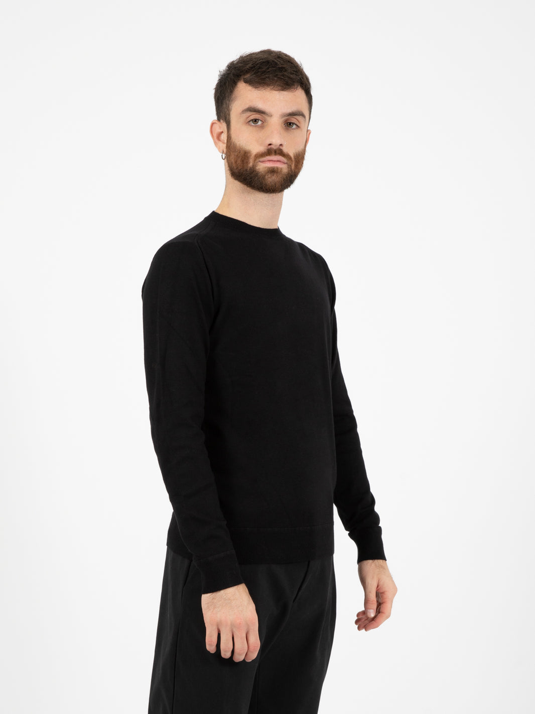 Maglione con toppe fashion black