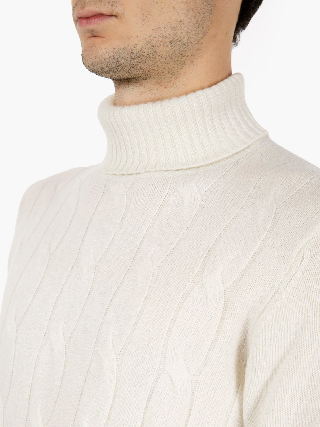 ECRU CASHMERE BLEND BRAIDED TURTLENECK 4210225_628