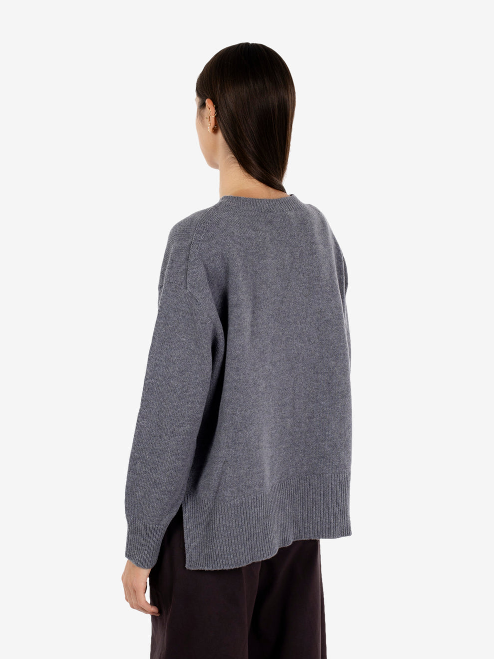 Smoky egg-shaped crew neck sweater