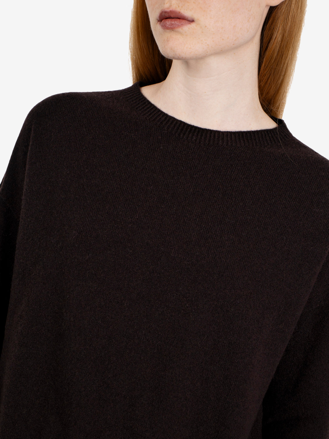 BOX-FIT ROUND NECK CASHMERE SWEATER COFFEE 14739_COFFEE