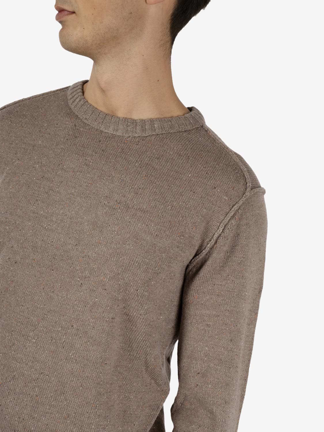 Maglione girocollo bottonato corda