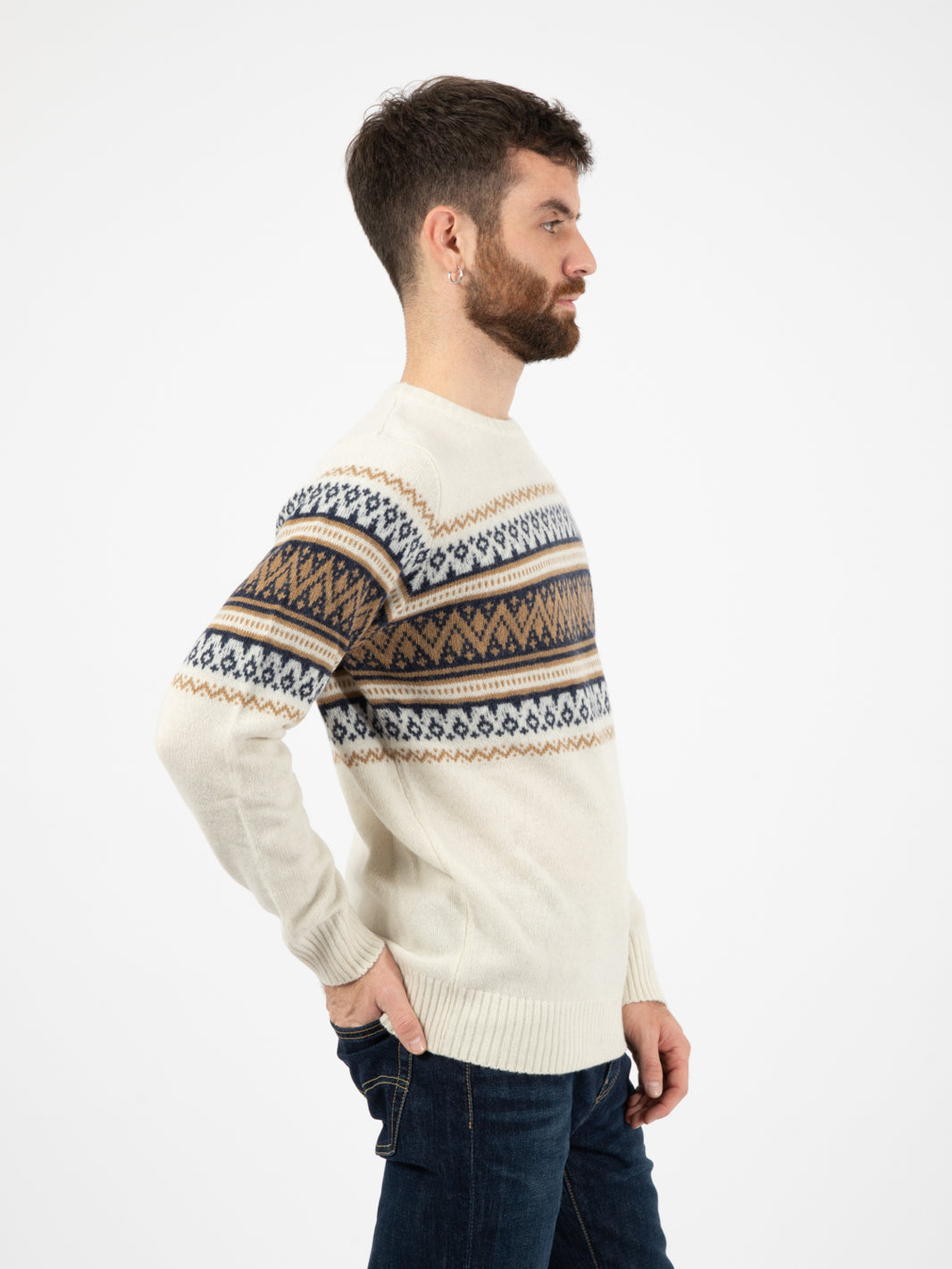 Maglione girocollo con motivo jacquard panna