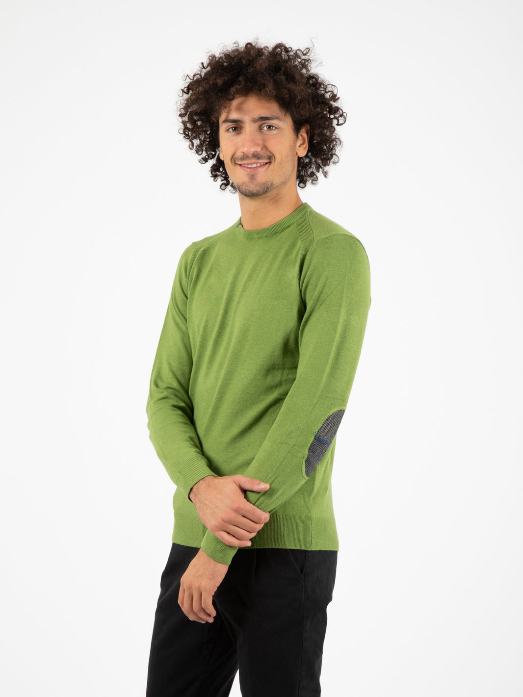 Maglione girocollo con toppe verde tiglio