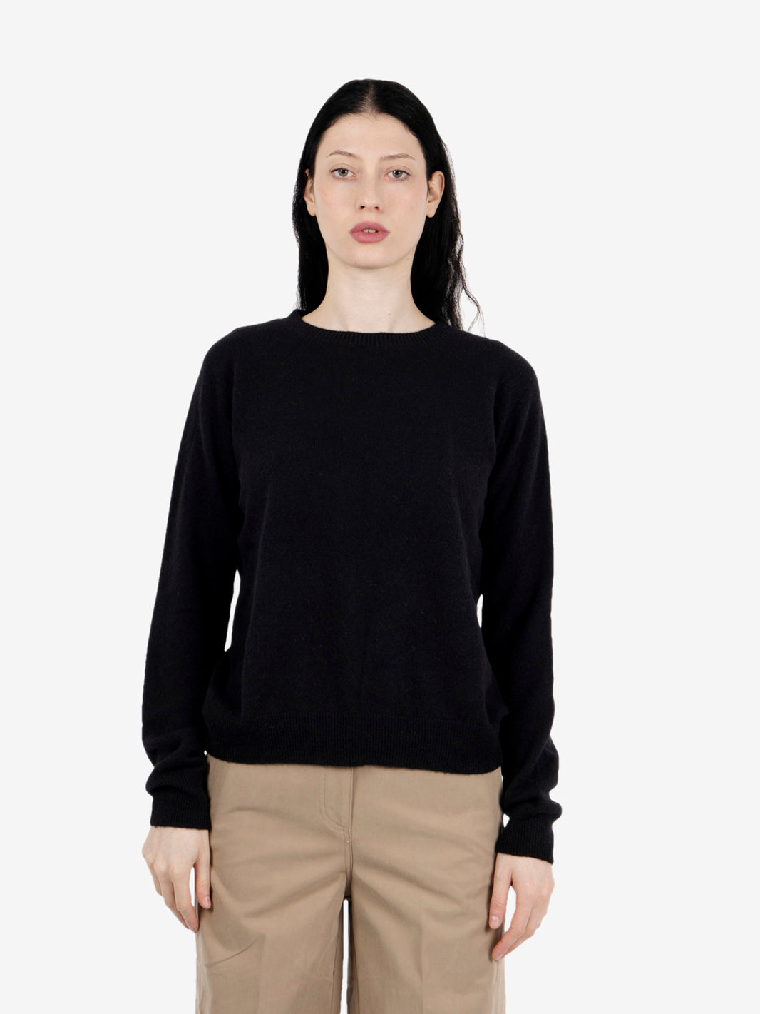 Black cashmere crew neck sweater