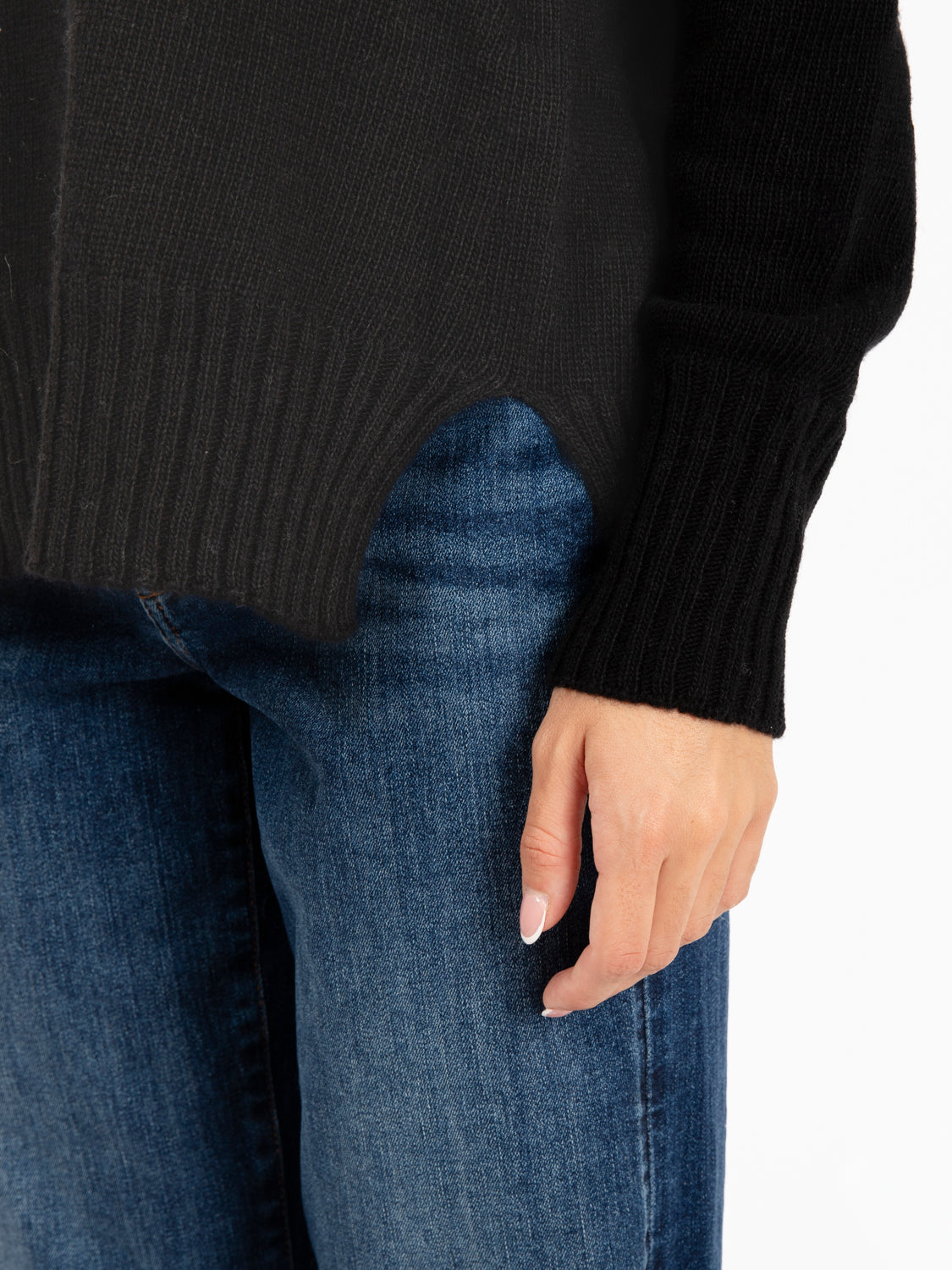 Black crew neck sweater