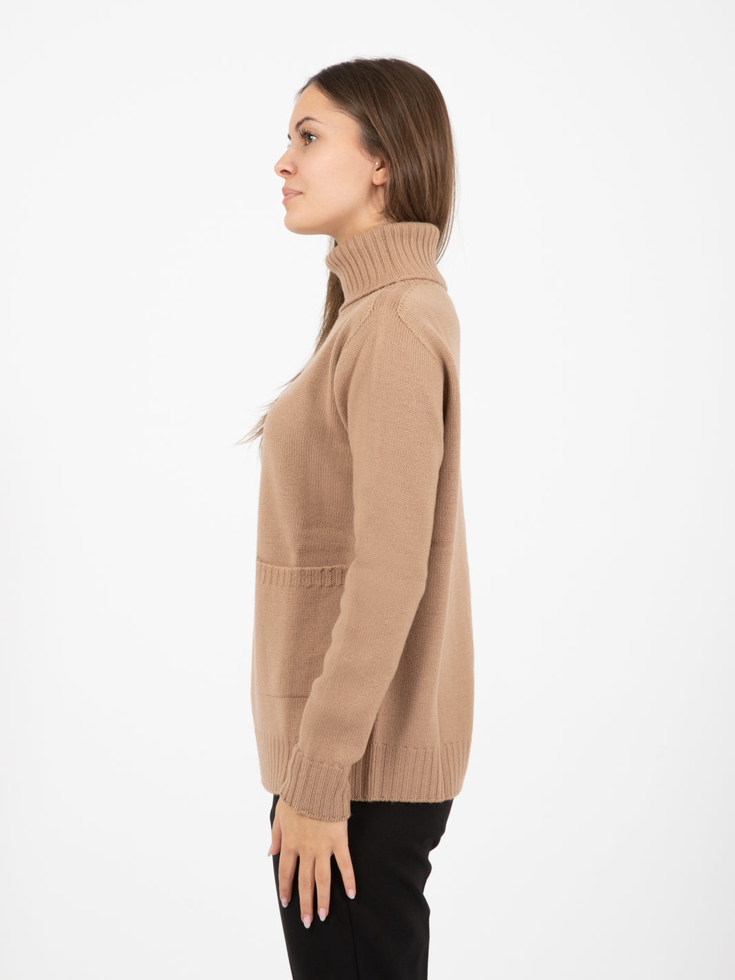Maglione in lana dolcevita cammello