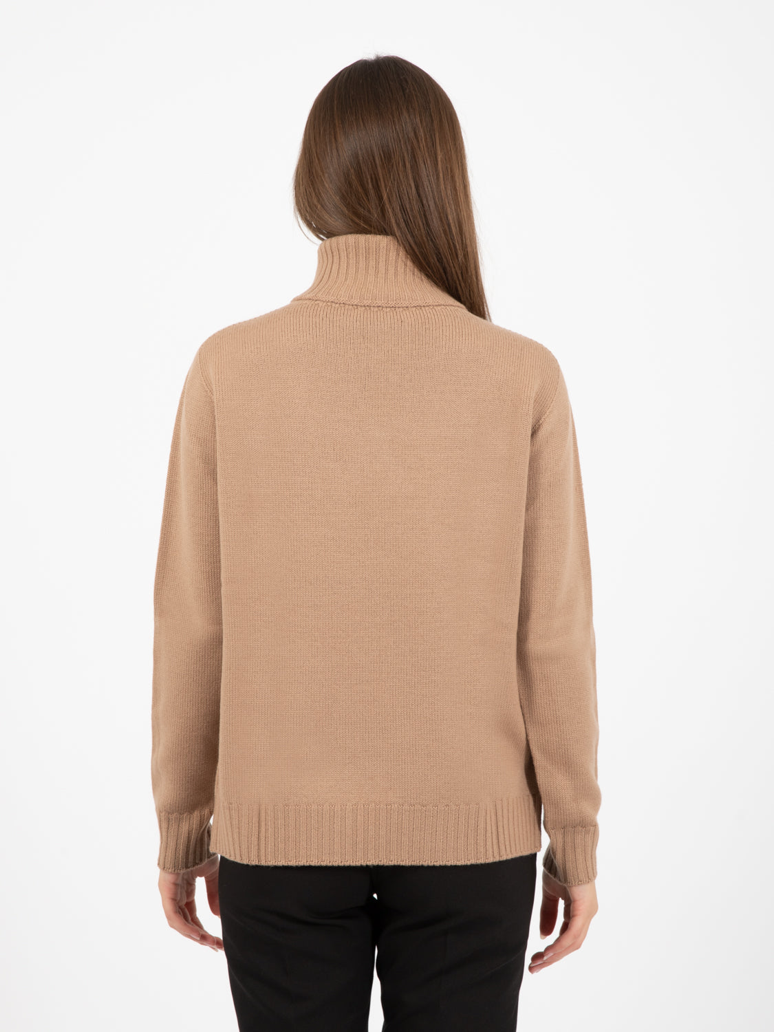 Maglione in lana dolcevita cammello