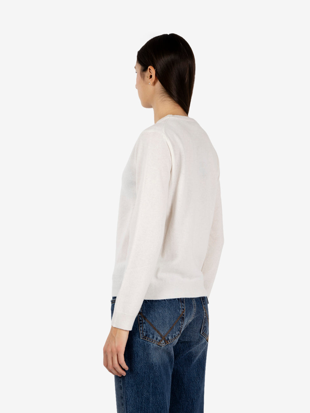 Milk-colored wool and cashmere sweater
