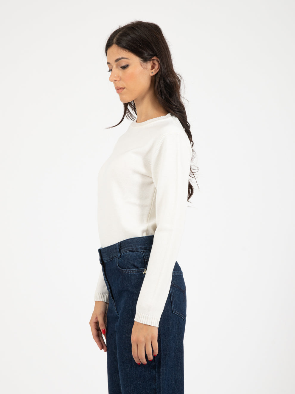 Ecru crew neck wool sweater