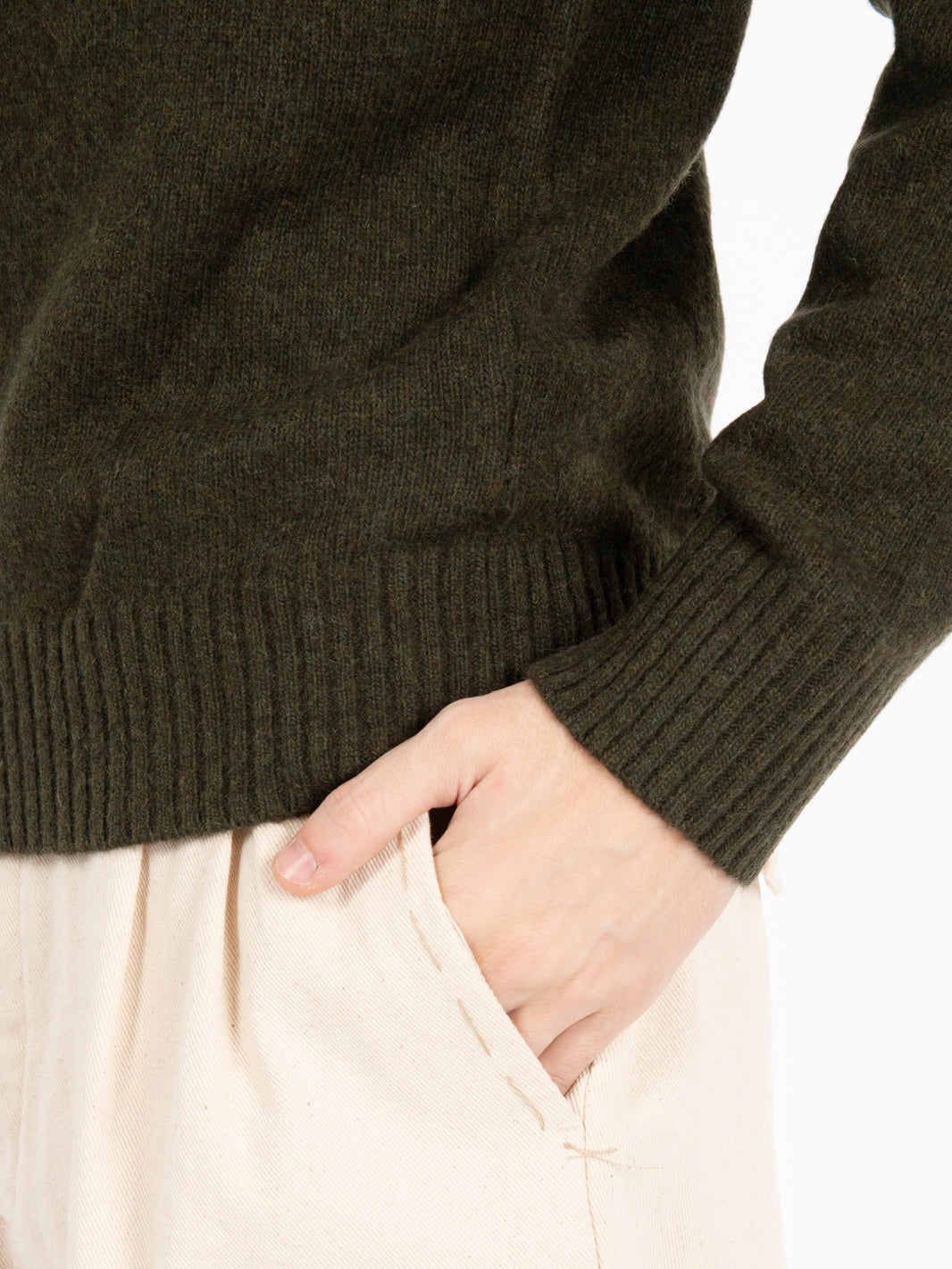 Maglione in misto lana verde militare