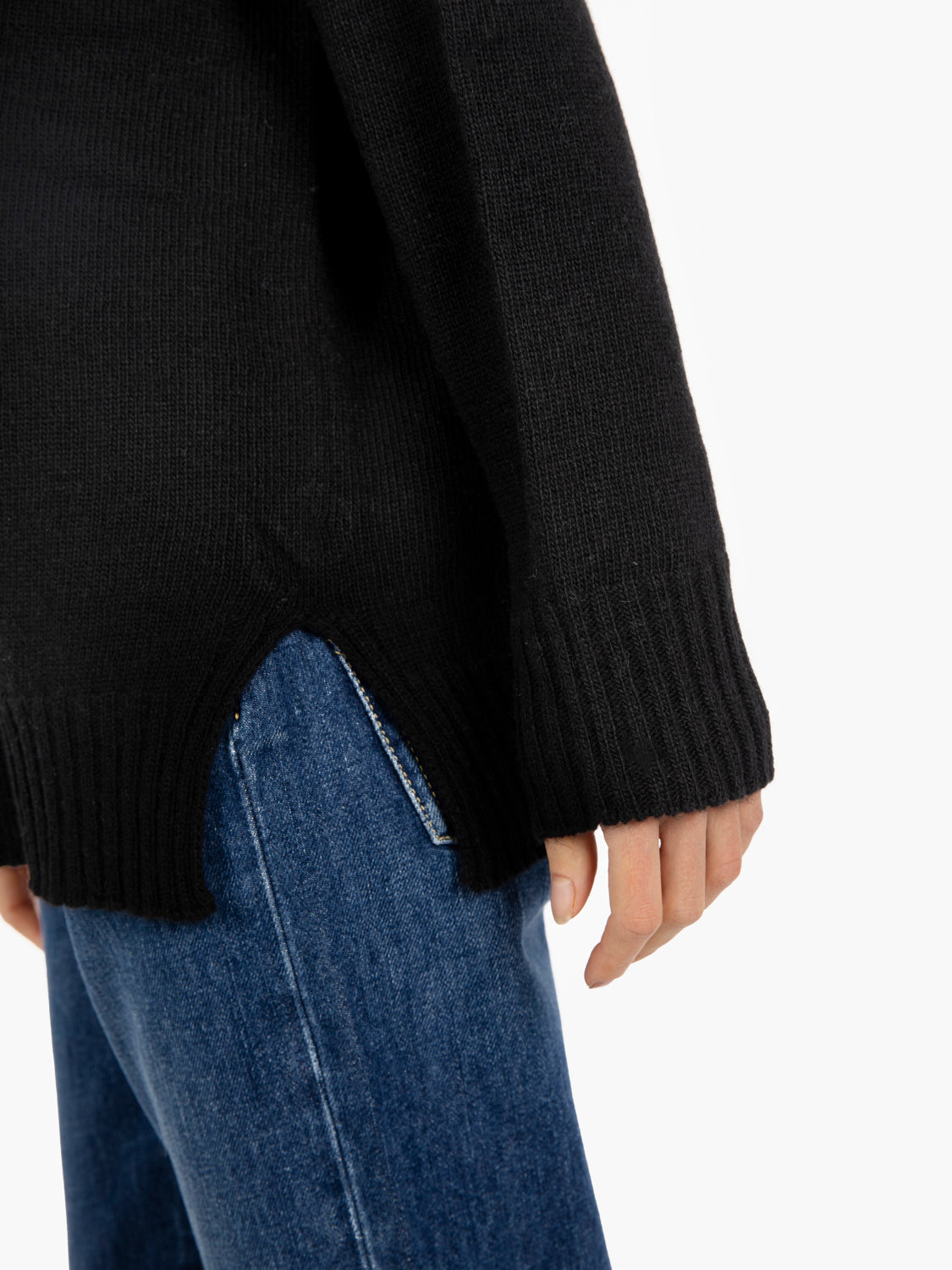 Maglione misto lana girocollo nero