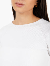 Rice stitch sweater with white boat neckline